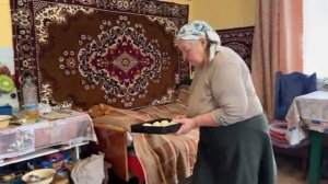 Жизнь в заснеженной горной деревне.
