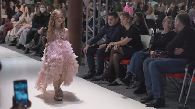 Azalea Work Kids collection. Ekaterinburg Fashion Week 2022 смотреть онлайн