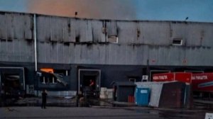 ‼️🇺🇦💥 Ночью в Харькове после ударов обрушилось депо «Новой почты»