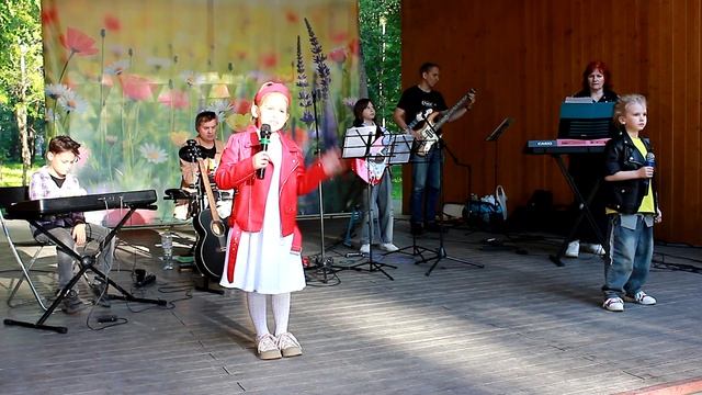 Песня Прекрасный старый Дом. Князь.
