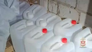 Полицейские Хакасии пресекли сбыт 18 000 пачек сигарет без акцизов и партии нелегального спирта