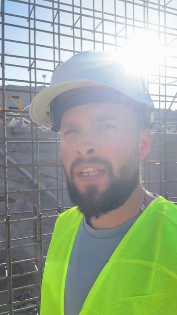 Армирование стен и колонн паркинга👷♂️