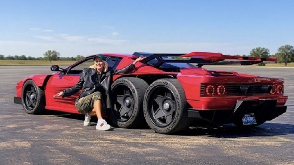 Первая в мире Ferrari Testarossa 6*6. смотреть онлайн