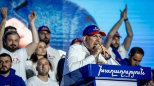 🇦🇲 Пашинян объявил о своей победе на выборах в Армении 

После обработки 94% бюллетеней,