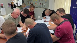 Все больше россиян приходят в пункты отбора на службу по контракту.