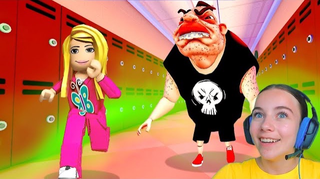 ПОБЕГ ОТ ХУЛИГАНА в ROBLOX! смотреть онлайн