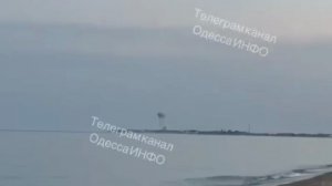 ‼️🇺🇦💥 Армия России продолжает сносить важный украинский мост в Одесской области
третий удар
