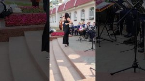 Поёт Ольга Варганова