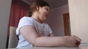 записали Аню к логопеду🥳