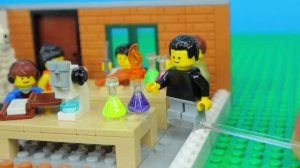 Я симулировал ШКОЛУ LEGO...
