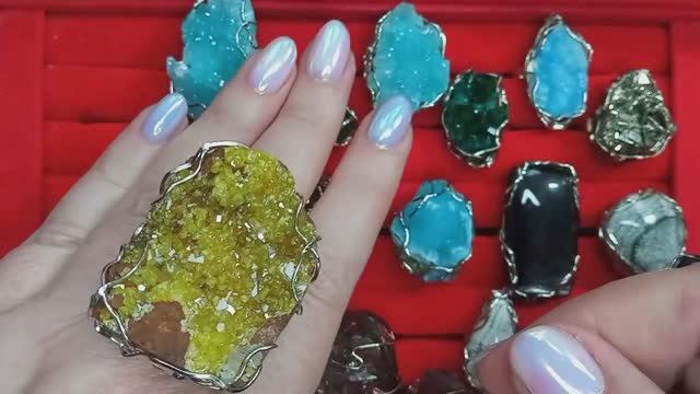 Каменная лавка( кольца в мельхиоре и нейзильбере. распродажа 1000 руб, 600 руб 1 часть)