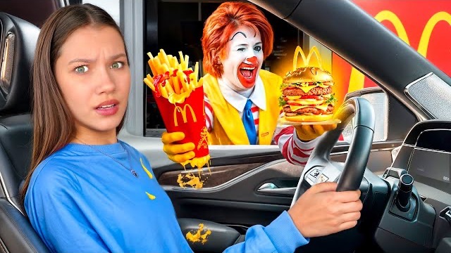 24 ЧАСА Едим только самый Дорогой и самый Дешевый Фастфуд / Вики Шоу смотреть онлайн