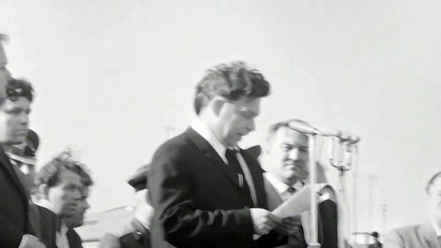 1967 год. Тюмень. Область награждена орденом Ленина