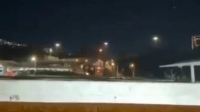 Иранская ракета попала в район Кфар-Хейш на севере Израиля. смотреть онлайн