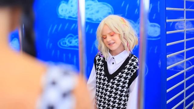Кто убил Леди Баг! Уэнсдей Аддамс vs Русалка vs Вампир смотреть онлайн