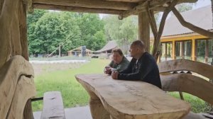НАШ СЕМЕЙНЫЙ ПОДРЯД ВАЛЯ РАБОТАЕТ А МИША РУКОВОДИТ ЖИЗНЬ КАК ОНА ЕСТЬ НА ХУТОРЕ