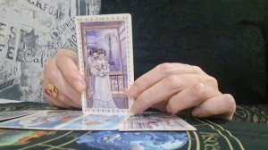Кто о вас часто думает? Расклад Таро