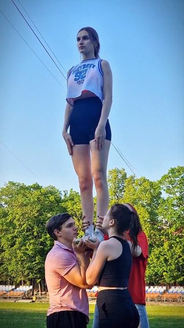 Сможешь повторить такое? 🤔 #cheer #challenge