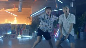 BTS - FIRE