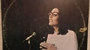 Эта пластинка в моей коллекции винила уже 47 лет.