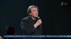 Константин Эрнст объявил на ТЭФИ минуту молчания в память о погибшем военкоре Федорчаке.