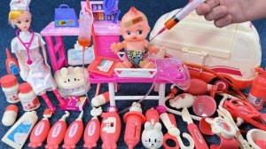 Кукла и игрушки для оказания первой помощи! Распаковка и Обзор ярких игрушек! Мультики для детей!