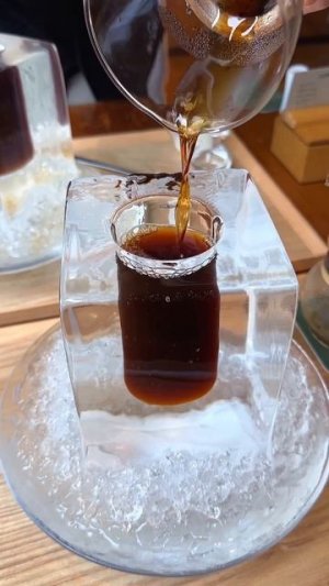 Холодный кофе, идеально подходящий для жаркого лета☕️
