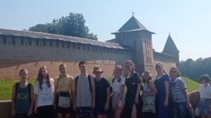 Лучший по профессии, Мир один для всех, видео визитка