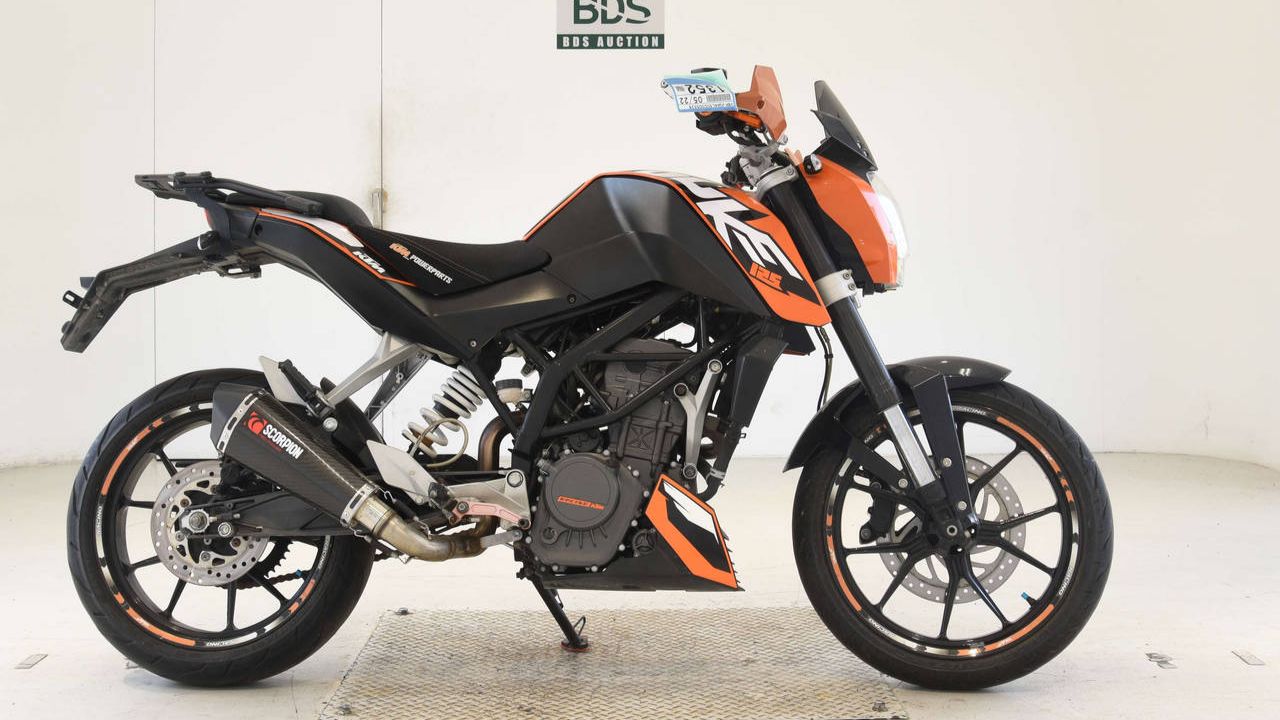 KTM 125 DUKE - VBKJGA4L5CC005528