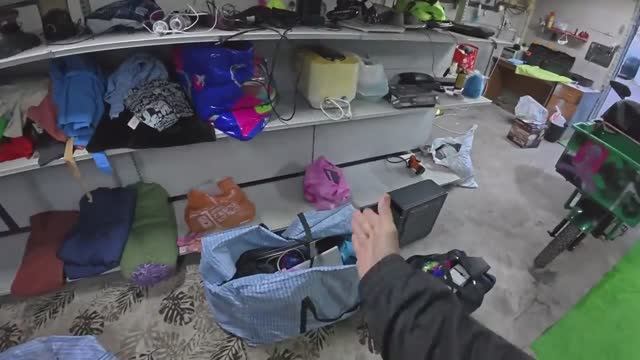 Как я зарабатываю лазая по мусоркам Dumpster Diving RUSSIA #126 смотреть онлайн