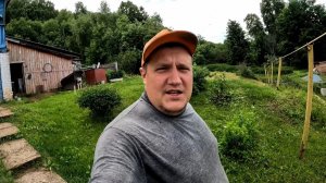 Бухтит, но пока работает, собираем крутые садовые качели