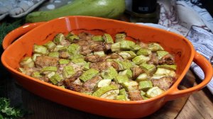 Курица с кабачками в духовке