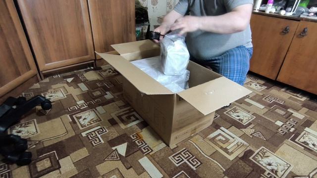 Распаковка акустики Edifier 2.1