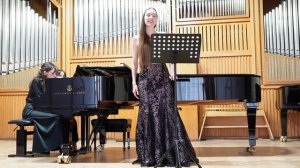 Екатерина Бабич исполняет «Монах и его кот» С.Барбера. Фортепиано — Ксения Наумова