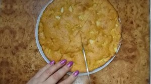 Опять шарлотка! И опять носочки😄