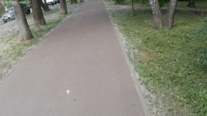 катаюсь на самокате??????