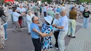 Обниму, поцелую... 06.06.26...