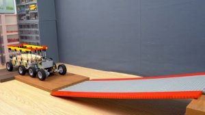 Испытание гусеничного автомобиля LEGO на дороге из мыльного нейлона #Умное Лего