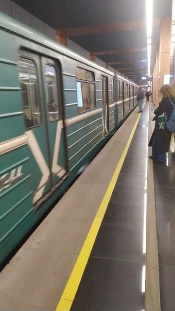 Станция метро Лианозово, Москва, Светло Зелёная (Люблинско-Дмитровская) Линия Фрагмент 5