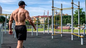 620 Отжиманий на брусьях за 20 минут (15х41) и два комплекса на выносливость.