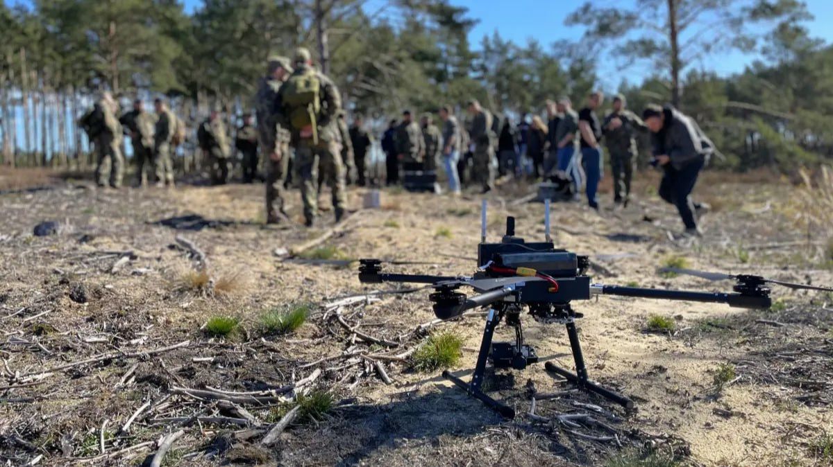 NATO übt Drohnenkampf Auf Dem Gebiet Der DDR! Zwei-plus-vier-Vertrag Nichtig!