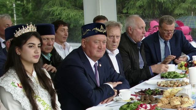 Радик Салахов стал абсолютным батыром Сабантуя в 11-й раз