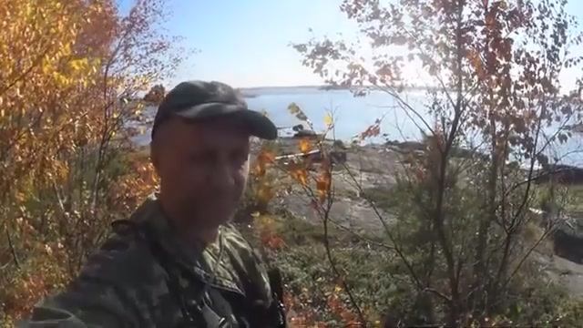 ИДУЩИЙ ПО ВОДЕ! ПРОВЕРЯЮ СЕТКИ НА КОЛЬЯХ В МОРЕ ПЕШКОМ! СЕВЕРНАЯ МОРСКАЯ РЫБАЛКА!