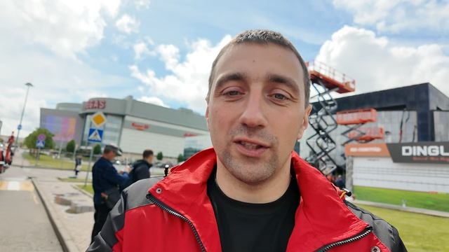 Измельчитель веток Тomcat, фреза для минипогрузчика, мульчер для экскаватора. смотреть онлайн