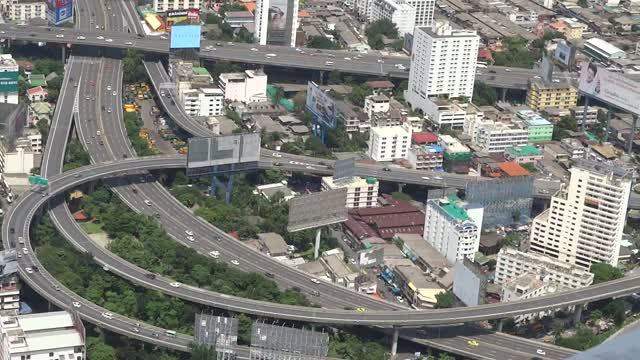 309 метров над Бангкоком. Отель Байок Скай.