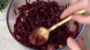 Салат из СВЕКЛЫ Сколько Салатов не готовила на Праздник а этот съедят за 1 минуту