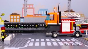Чья голова? Подбираем головы Лего-человечкам и строим машинки 🚒