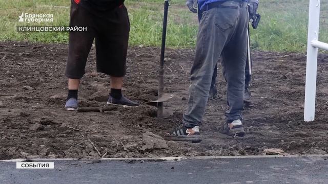 Футбол возвращается: в брянском селе Медведово обновят сельский стадион смотреть онлайн