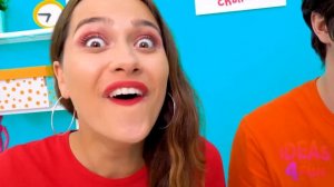 24 Часа Едим Еду Одного Цвета Челлендж # Война Пранков от Ideas4Fun Challenge