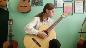 Самойлова Алиса
РНП «Во поле берёза стояла» обр.А.Иванова-Кромского
«Не плачь» М.Муравьёв